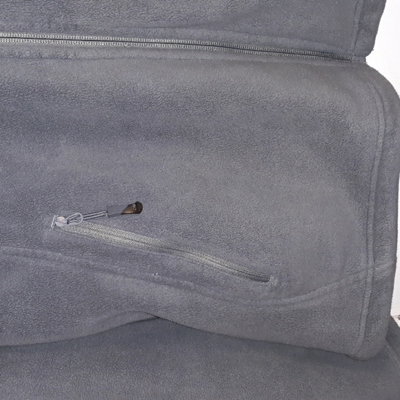 Outdoor Master Fleece Jacket With Hood & Multi-Pockets 100% Polyester - Picture 5 of 14